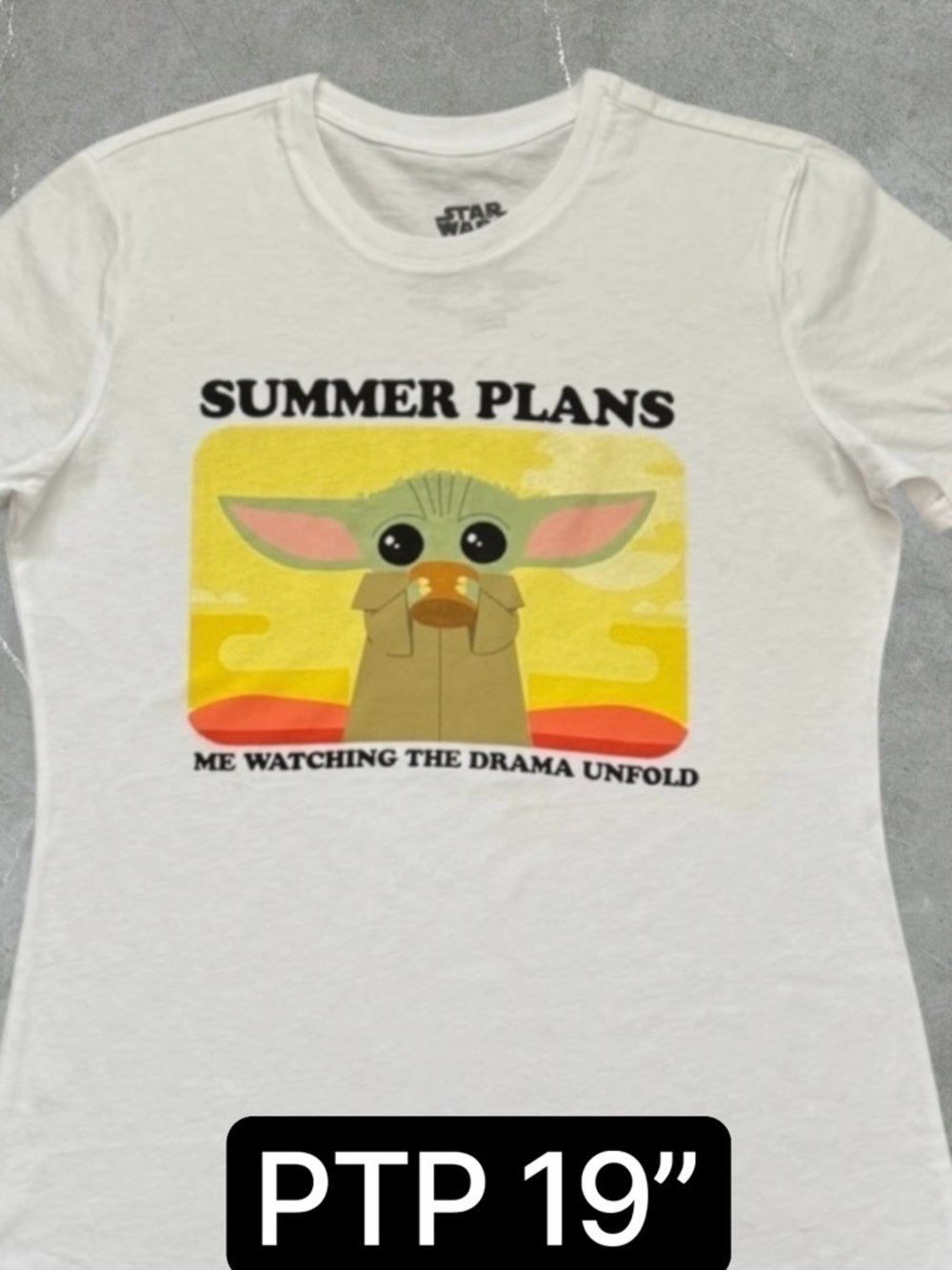 2 for $30 🆕 Star Wars Yoda Graphic Short Sleeve Tee